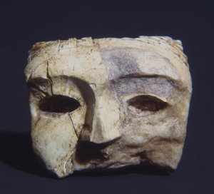Menschliche Maske, aus dem Grab von Bernardini di Palestrina von Roman