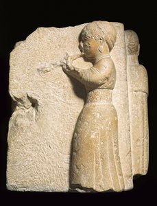 Osuna-Skulptur einer Frau, die ein Aulos spielt, Urso, Andalusien von Roman
