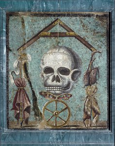 Römische Kunst: Memento mori, Symbole des Lebens und des Todes (Mosaik aus Pompeji, 2. Stil) von Roman