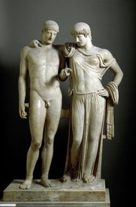 Römische Kunst: „Orestes und Elektra“ (Marmorskulptur aus Pozzuoli, 1. Jahrhundert n. Chr.)
