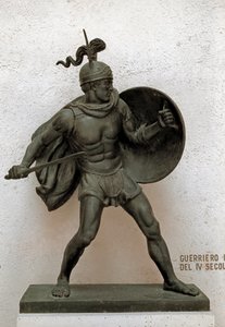 Römische Kunst: Bronzestatue eines römischen Kriegers von Roman