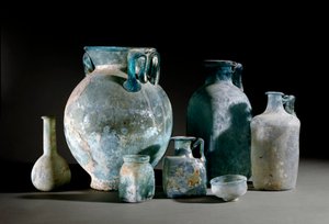 Römische Kunst: Töpfe, Dekanter, Becher, Vasen und Gläser aus Pompeji (1. Jahrhundert)