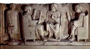 Römische Zivilisation. Relief, das eine Schulszene darstellt. Trier, früher bekannt als Treves, ist eine Stadt in Deutschland an der Mosel, die im letzten 1. Jahrhundert v. Chr. von den Römern erobert und in Trevorum umbenannt wurde