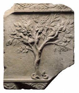 Baum, Vogel und eine Schlange, Relief