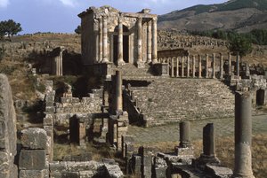 Ansicht des Tempels der Familie Septimius, Hochimperiale Periode von Roman Imperial Period