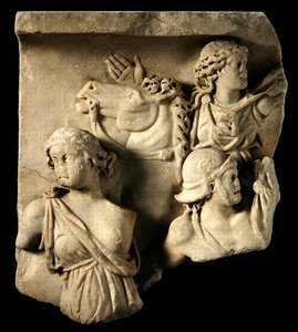 Ein Fragment einer Hochreliefskulptur von Roman Roman