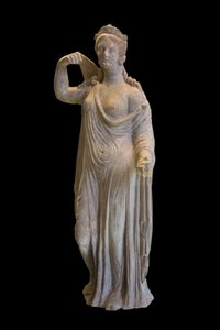 Aphrodite vom Typ der Genitrix (1. Jahrhundert n. Chr.) Terrakotta