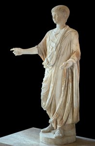 Kunst Rom Kind in der Toga und mit der Bulla gekleidet, der Kopf ist der des Kindes Nero von Roman Roman