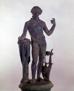 Römische Kunst: Statue des Apollo aus Bronze. Museum der Römischen Altertümer in Rom