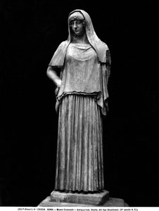 Statue der Hestia