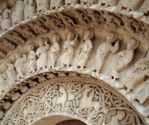 (Detail) der Skulpturen des Südportals von Romanesque