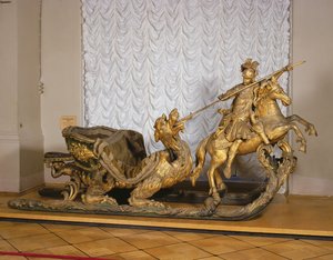 Karnevalsschlitten mit der Figur des St. Georg (Holz & Blattgold) von Russian School