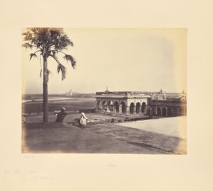 Agra; das Fort und der Palast Akbars mit dem Taj in der Ferne, eine weitere Ansicht von Samuel Bourne
