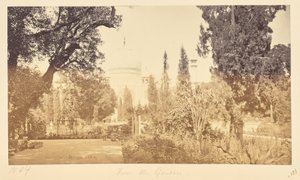 Agra; Der Taj, vom Garten aus