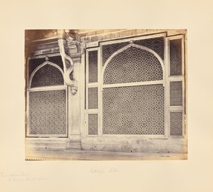Futtypore Sikri; Zwei der Marmorbildschirme im Grab von Scheich Selim Chisti
