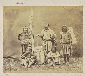 Bergarbeiter in Shimla mit Khiltas und Dandy