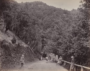 Shimla. The Mall oder Hauptstraße von Samuel Bourne
