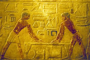 Altes Ägypten, Wandrelief/-malerei, Mastaba/Grab des Ti, 5. Dynastie, Saqqara, Arbeiter polieren Holz