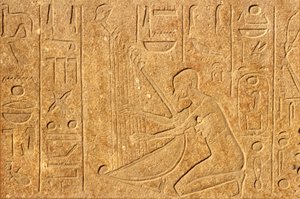 Altes Ägypten, Wandmalerei/Schnitzerei, Harfenspieler mit dem Kopf von Hatschepsut an der Spitze der Harfe, Karnak-Tempel, Luxor