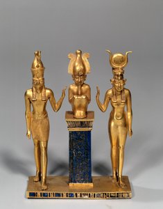 Ägyptische Antike: Osirische Triade im Namen von Osorkon (Osiris umgeben von Isis und Horus). Goldanhänger und Lapislazuli. 22. Dynastie, Spätzeit. Paris, Louvre Museum