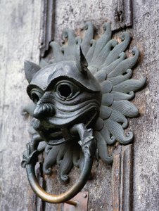 Durham Cathedral Sanctuary Knocker, Kopie des bronzenen Originals aus dem 12. Jahrhundert (Foto)