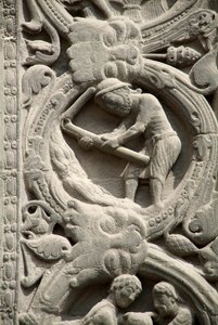 Gotische Kunst: Piedroit des rechten Portals der Westfassade der Basilika Saint Denis, das die Feldarbeit darstellt: August. Saint-Denis, Frankreich von School French