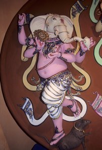 Idol des elefantenköpfigen Gottes Ganesh von School Indian