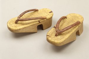 Jungen-Geta-Sandalen