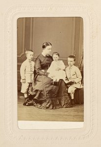 Prinzessin Clotilde und ihre Kinder von Sergei Luvovich Levitsky