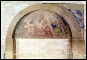 Tympanon, das die Jungfrau der Demut mit dem Christuskind umgeben von Engeln darstellt, 1341