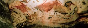 Die roten Kühe und die chinesischen Pferde tollen entlang einer Wand in der Axial-Galerie, Höhle von Lascaux von Sisse Brimberg