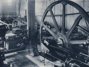 Innenansicht, Maschinen- und Dynamo-Raum, Crown Reef Gold Mining Company (s/w Foto) von South African Photographer