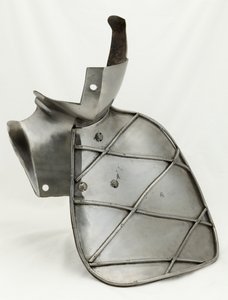 Verstärkter Bevor mit Tjostschild, ca. 1560 von South German School