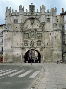 Arco de Santa Maria, einst Teil der Stadtmauern von Spanish School