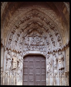 Ansicht des gotischen Portals von Spanish School