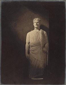 Figur eines Priesters, späte Stilrichtung