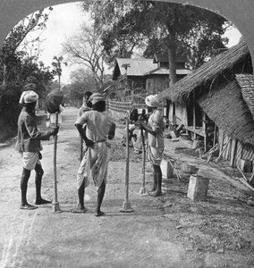 Straßenreparatur, Bhamo, Burma, 1908