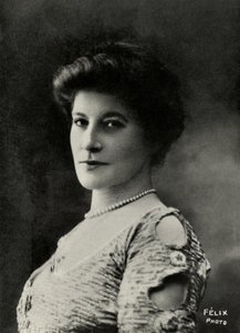 Porträt der französischen Künstlerin Marthe Brandes