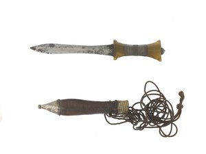 Armmesser und Scheide
