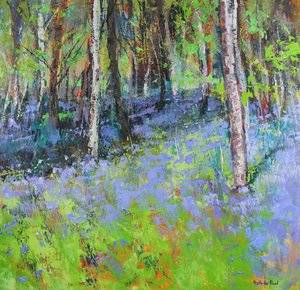 Blaue Glockenblumen und Birken