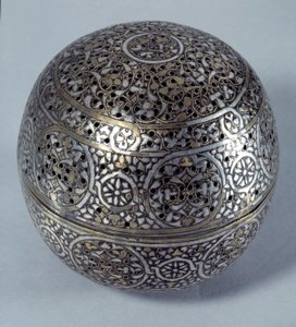 Orientalische Kunst: Frule-Parfüm oder Handwärmer aus Syrien, Ende des 15., Anfang des 16. Jahrhunderts