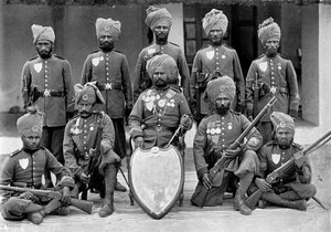 Das Meisterschützenteam des 26. Punjab-Regiments der Bengalischen Infanterie, 1896 von T. Winter
