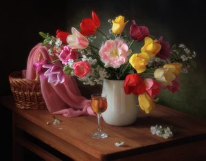 Lebendige Frühlings-Tulpen von Tatyana Skorokhod