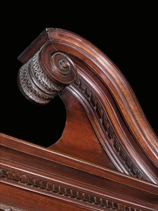 Ein George III Bücherschrank mit Front