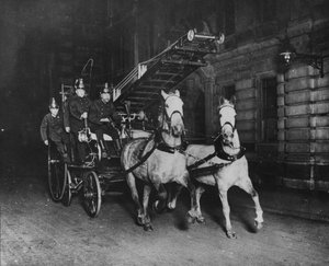 Feuerwehr, 2. April 1914 von Thomas E. and Horace Grant Grant