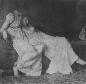 Unidentifizierte Modelle in griechischen Kostümen