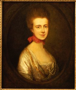 Porträt von Miss Boone, in einem weißen Kleid mit goldener Stickerei und Perlenkette, ein rotes Band um den Hals