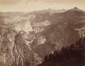 Yosemite-Tal von oben / Yowiye und Piwyack. Vernal und Nevada Fall. Yosemite-Tal vom Glacier Point