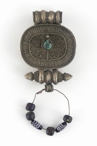 Amulettgehäuse (Gau) von Tibetan School