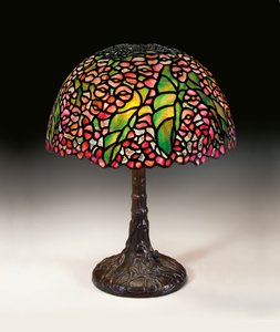 Pony-Begonien-Tischlampe, ca. 1910